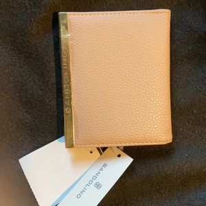 Pink bandolino wallet